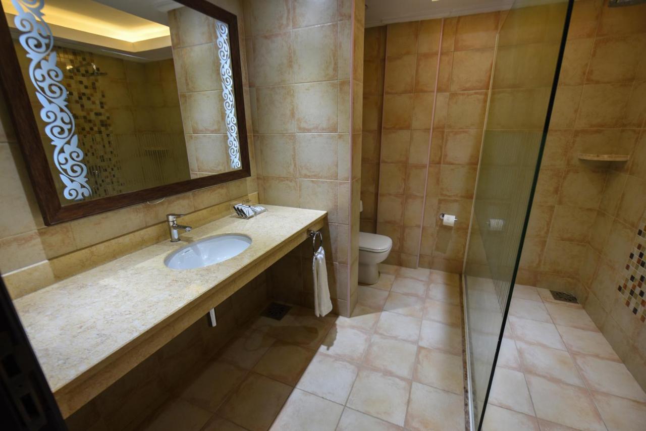 Casa Solada Hotel Kampala Exteriér fotografie